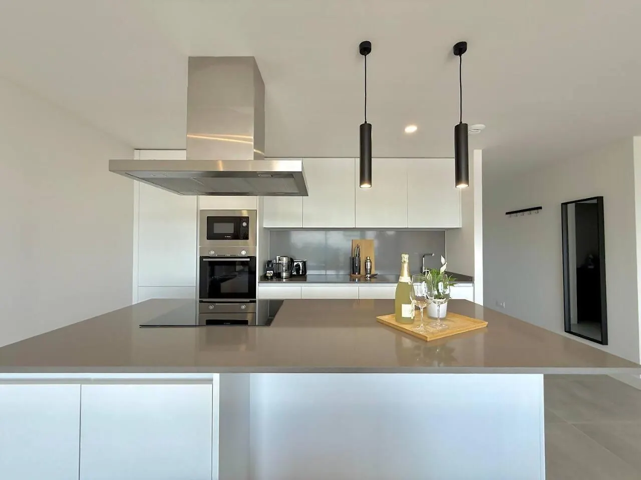 Sr Oasis 325 2 Bdr Penthouse With Sea View Daire Estepona