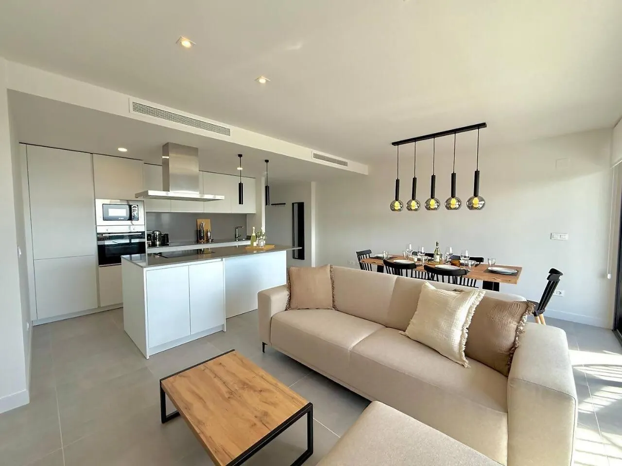 Sr Oasis 325 2 Bdr Penthouse With Sea View Daire Estepona İspanya